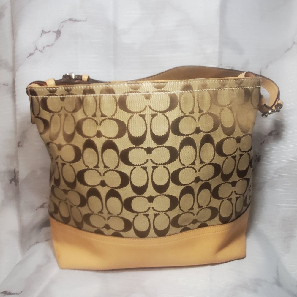 Coach signature Jacquard